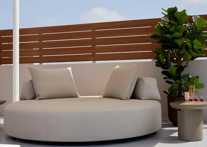 بيت ضيافة Damigos Caldera World