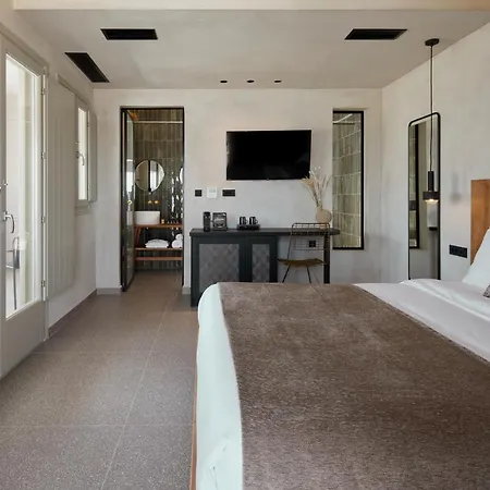 Damigos Caldera World Guest house