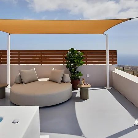 Damigos Caldera World