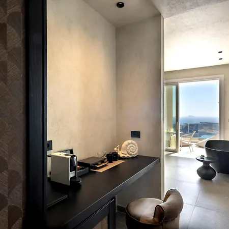 Damigos Caldera World Guest house