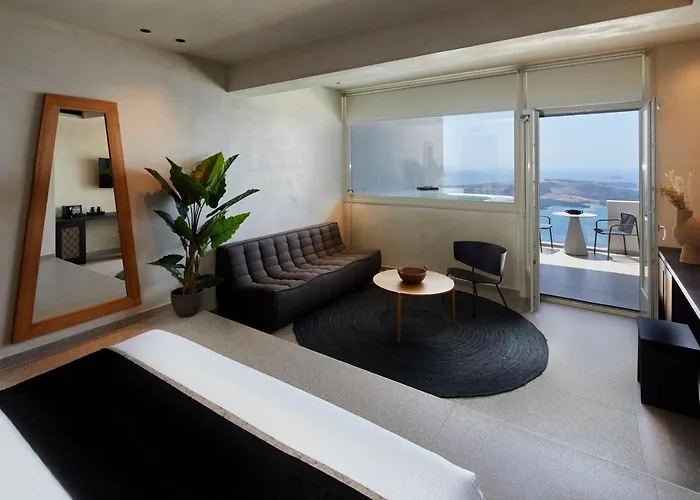 Damigos Caldera World Guest house 4*