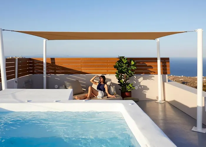 Damigos Caldera World Guest house 4*