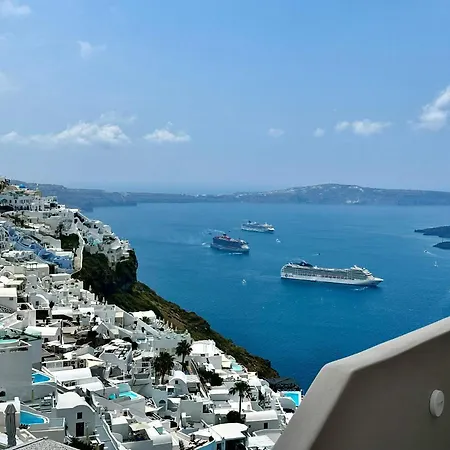 Damigos Caldera World Фиростефани