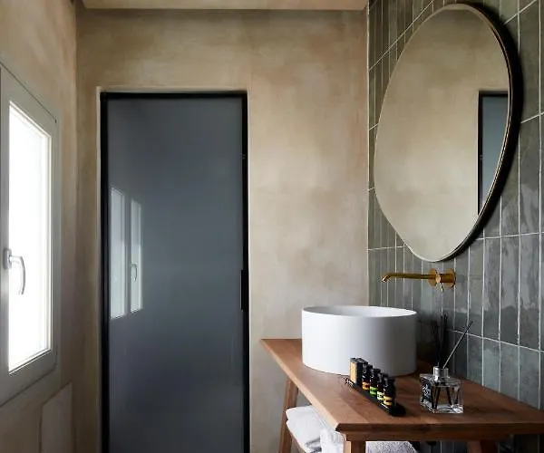 Damigos Caldera World 4* フィロステファニ