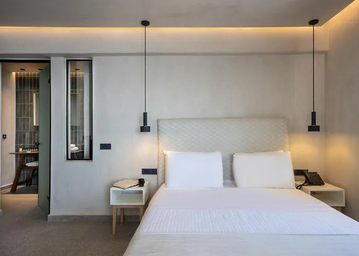 Damigos Caldera World